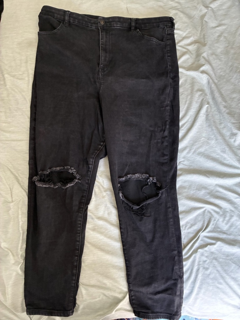 American Eagle Outfitters Charcoal Gray/Black Jeans size 20 Short